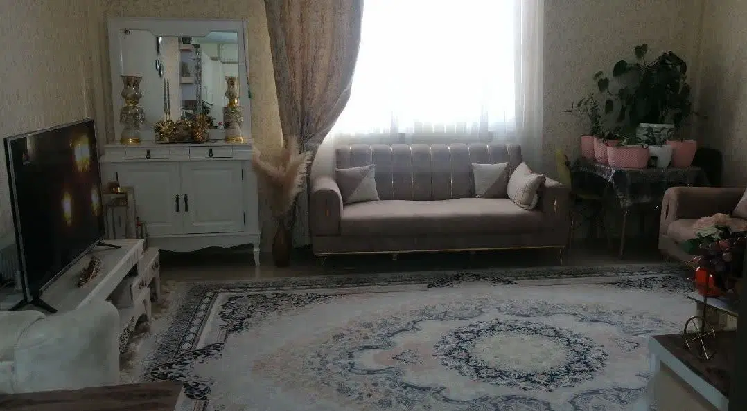 130متر طبقه همکف