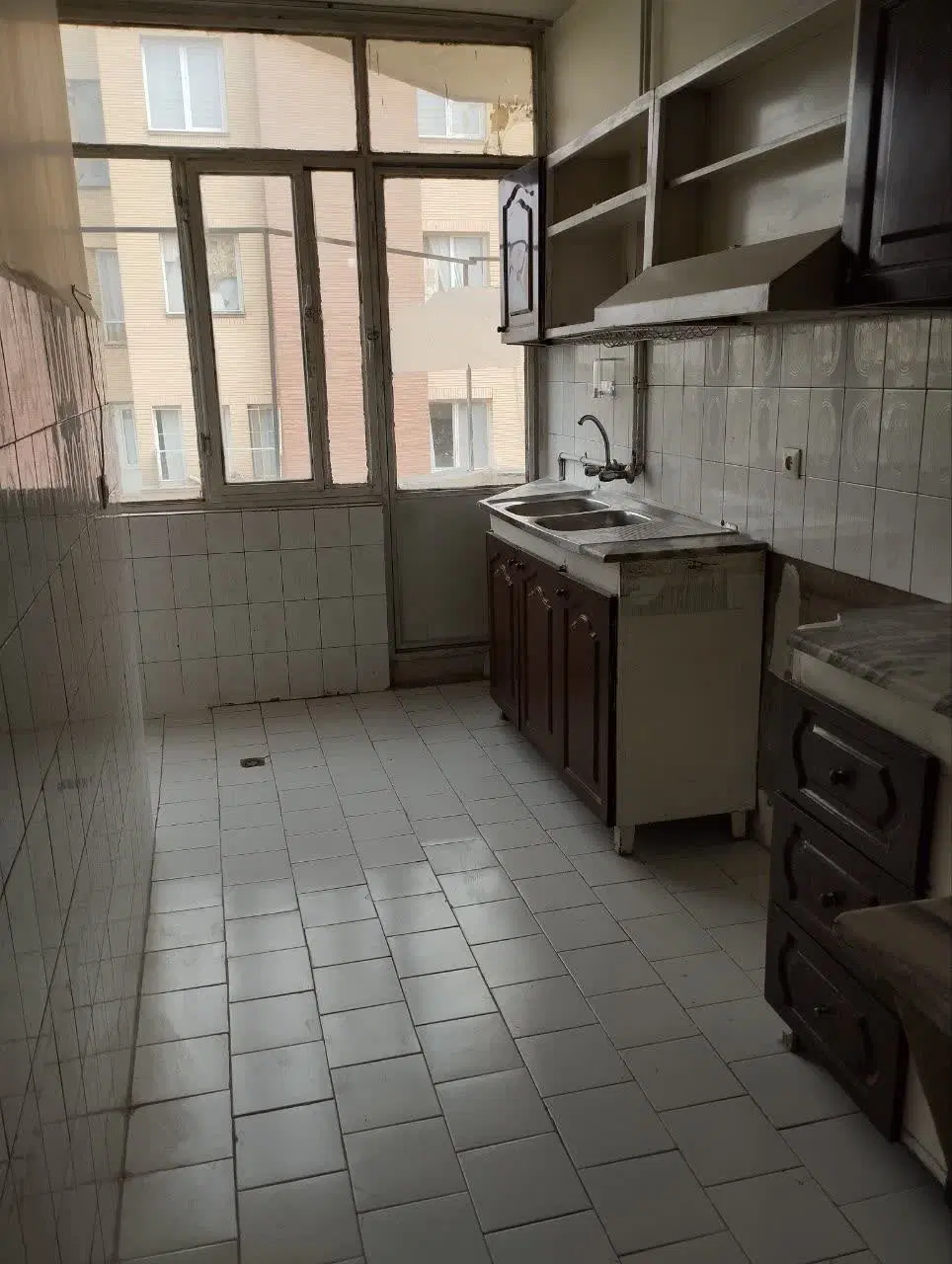 رهن و اجاره آپارتمان 75متری حسابی