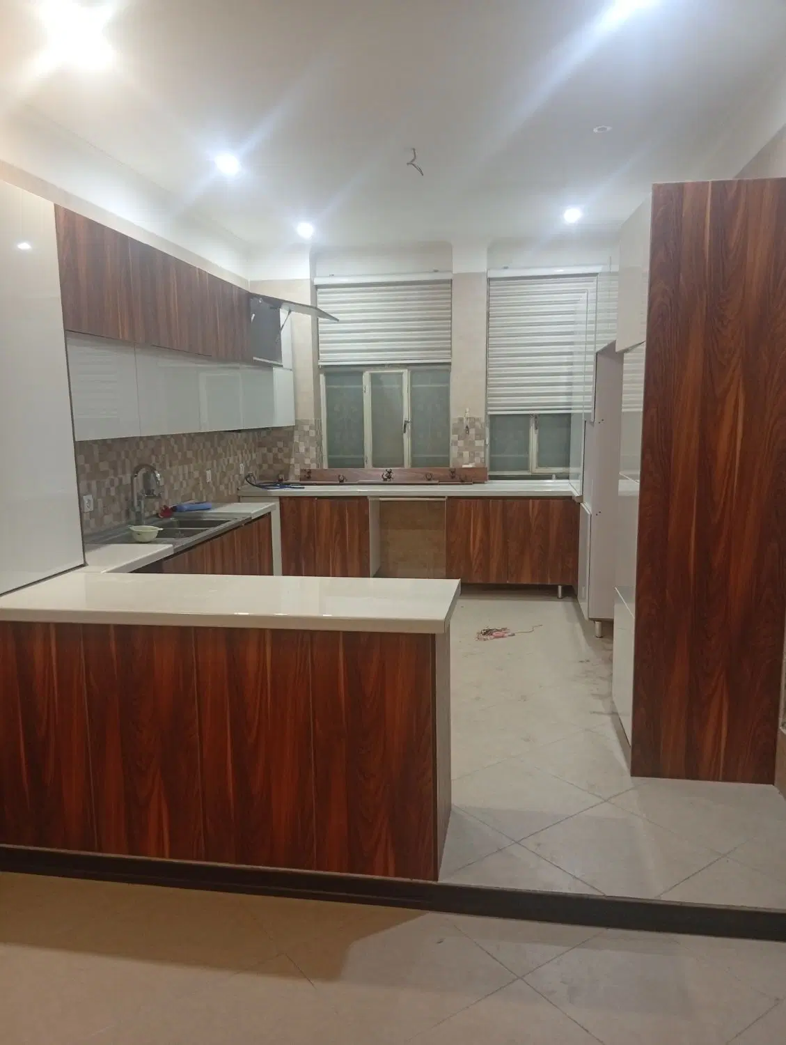 اجاره مسکونی طبقه بالا