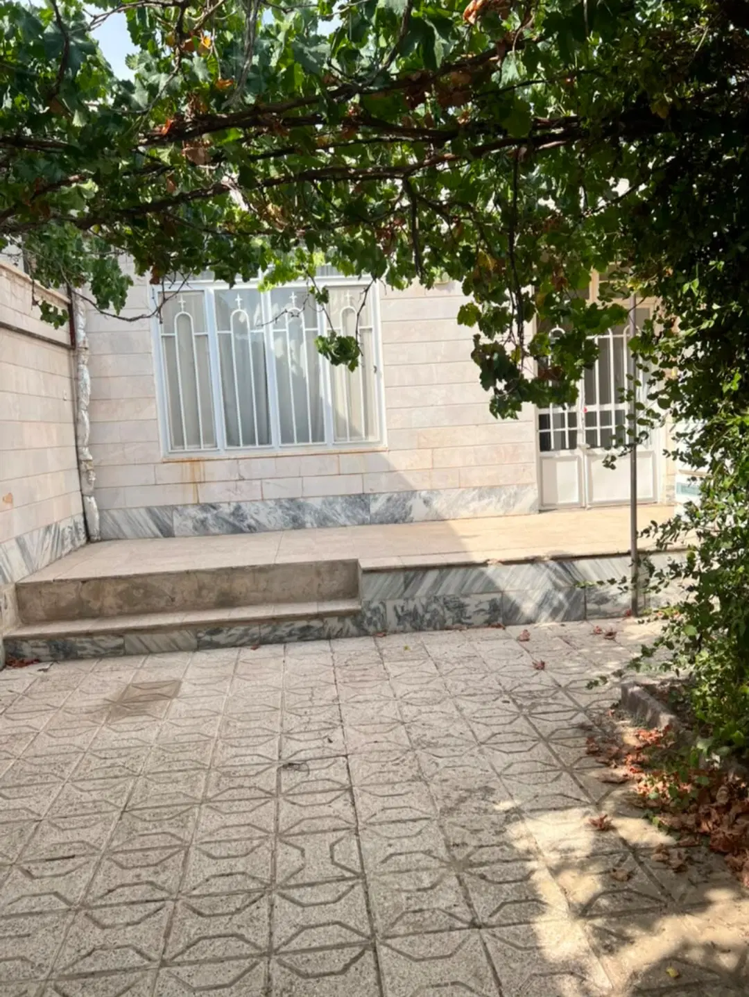 منزل مسکونی اجاره ورهن