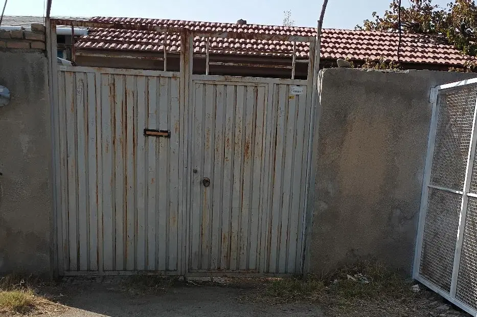 خانه حیاط دار گنج آباد