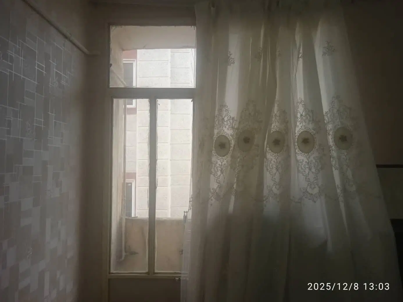 رزوانه خیابان شیشم ۹۵ متری