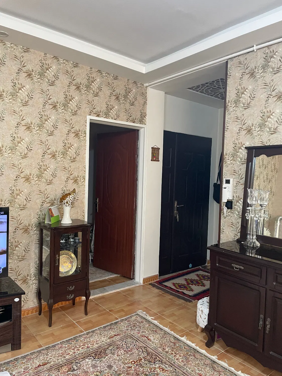 آپارتمان بازسازی شده خوش نقشه مینودر حافظیه