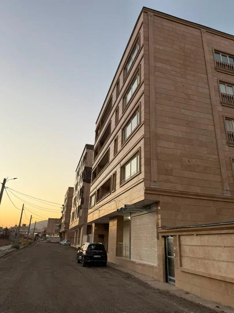 آپارتمان ۱۰۵ متری شهرک فرهنگیان