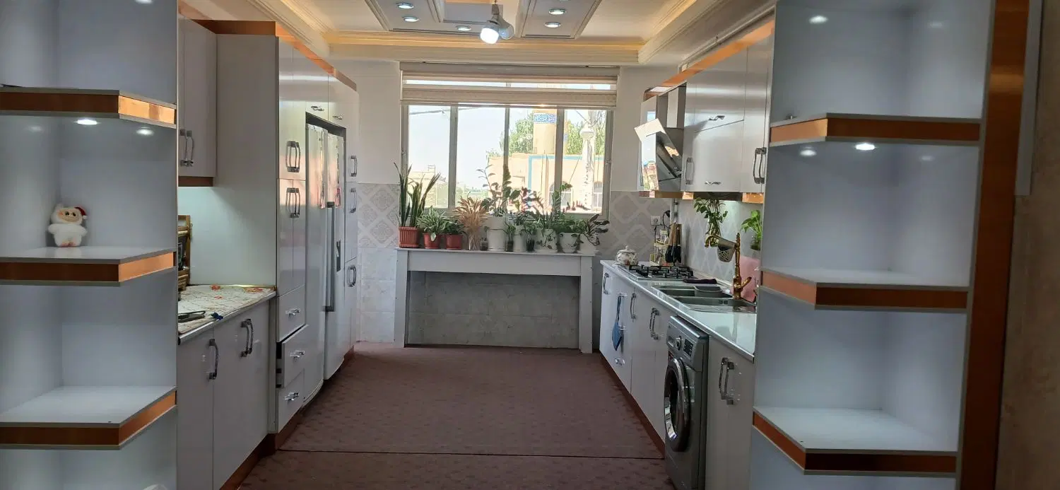 منزل ۳ طبقه ریحان آباد (رافا)کوی ۲۸ دانش
