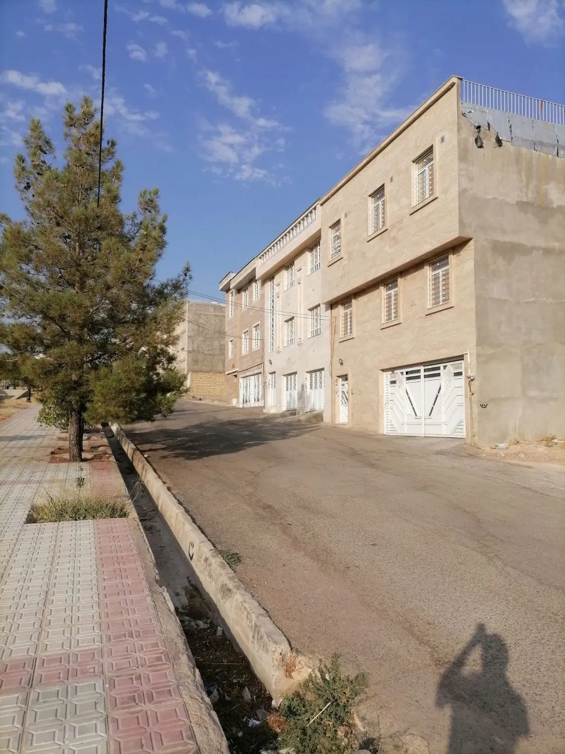 زمین مسکونی فاز1 صدرا