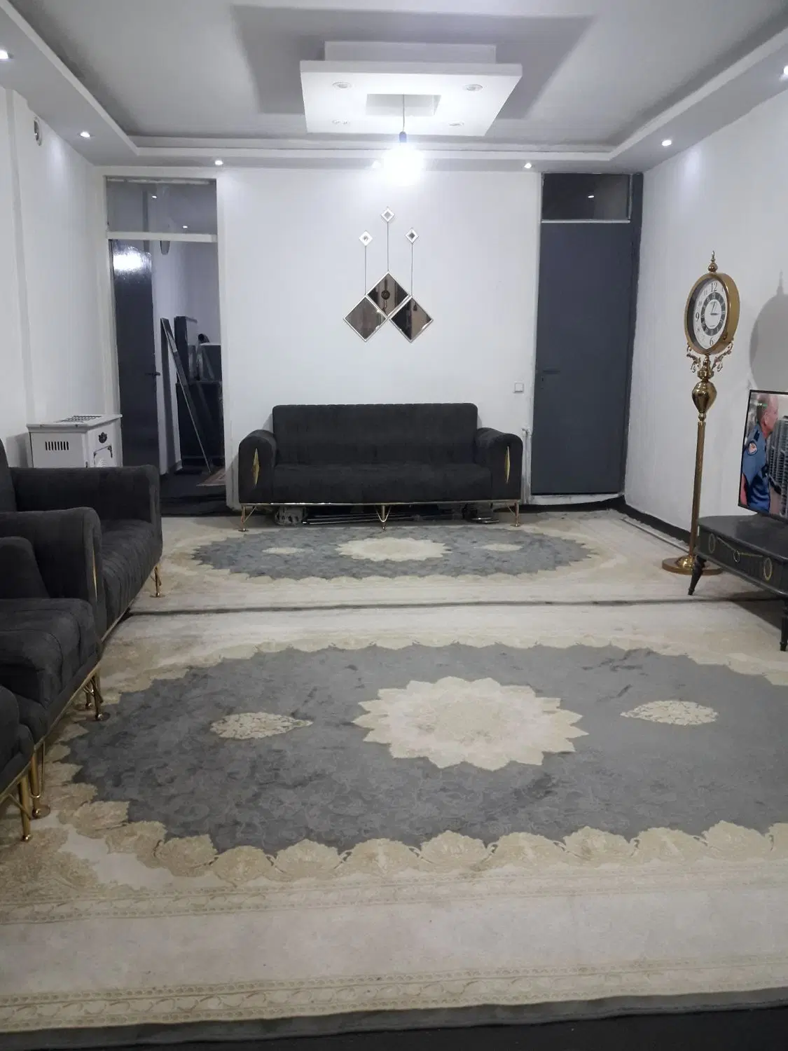 واحد۷۳متری یک خوابه