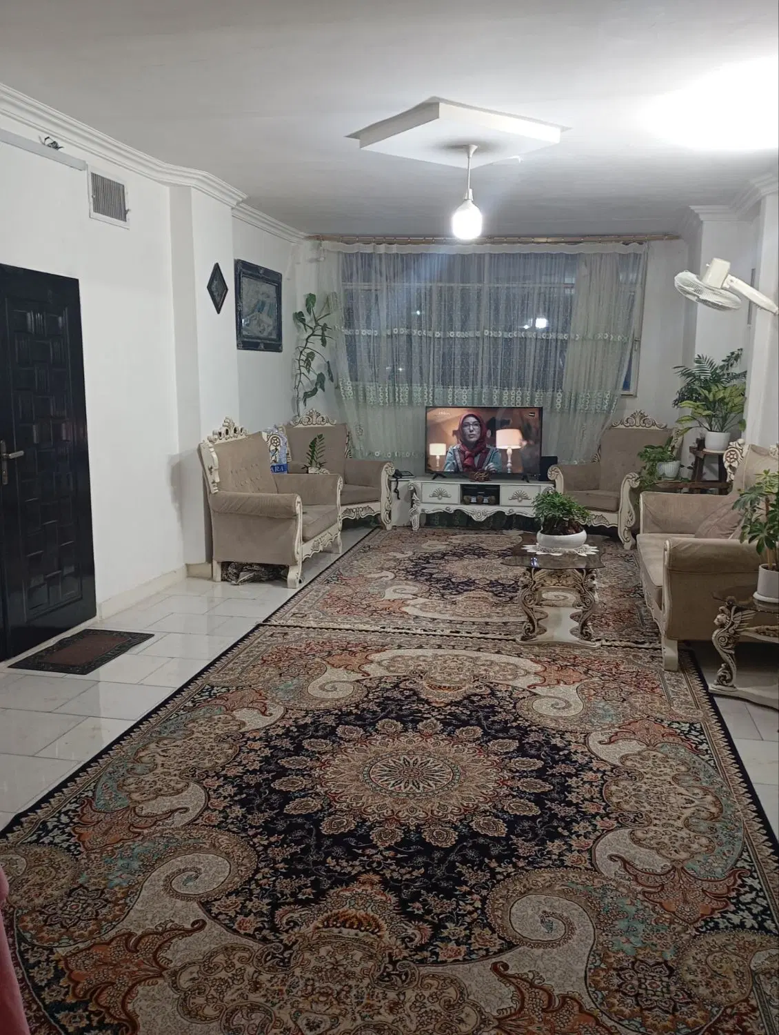 حاشیه صبدآبادی دوم روی همکف 75متربناتک خواب
