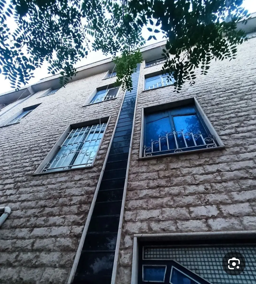 آپارتمان قدیمی ساخت