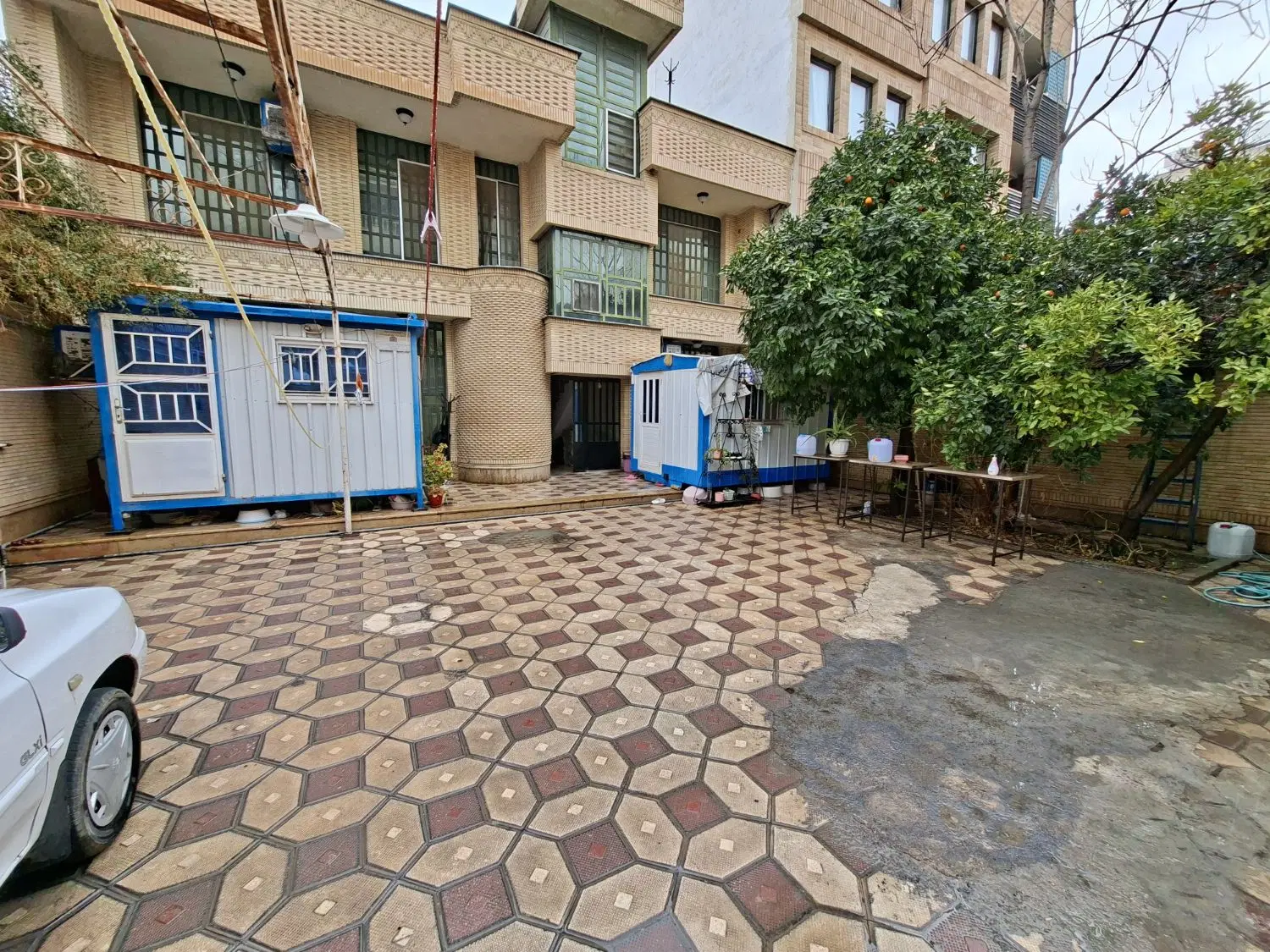 خوابگاه  دخترانه بهاران