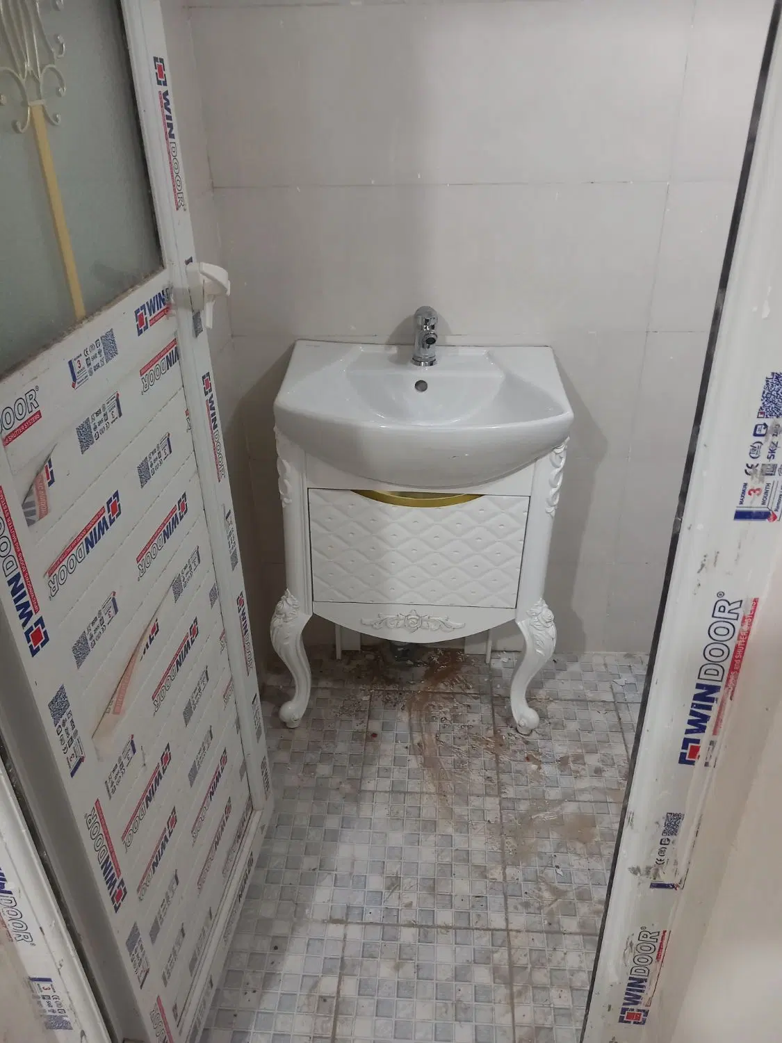 همخونه خانم میخام