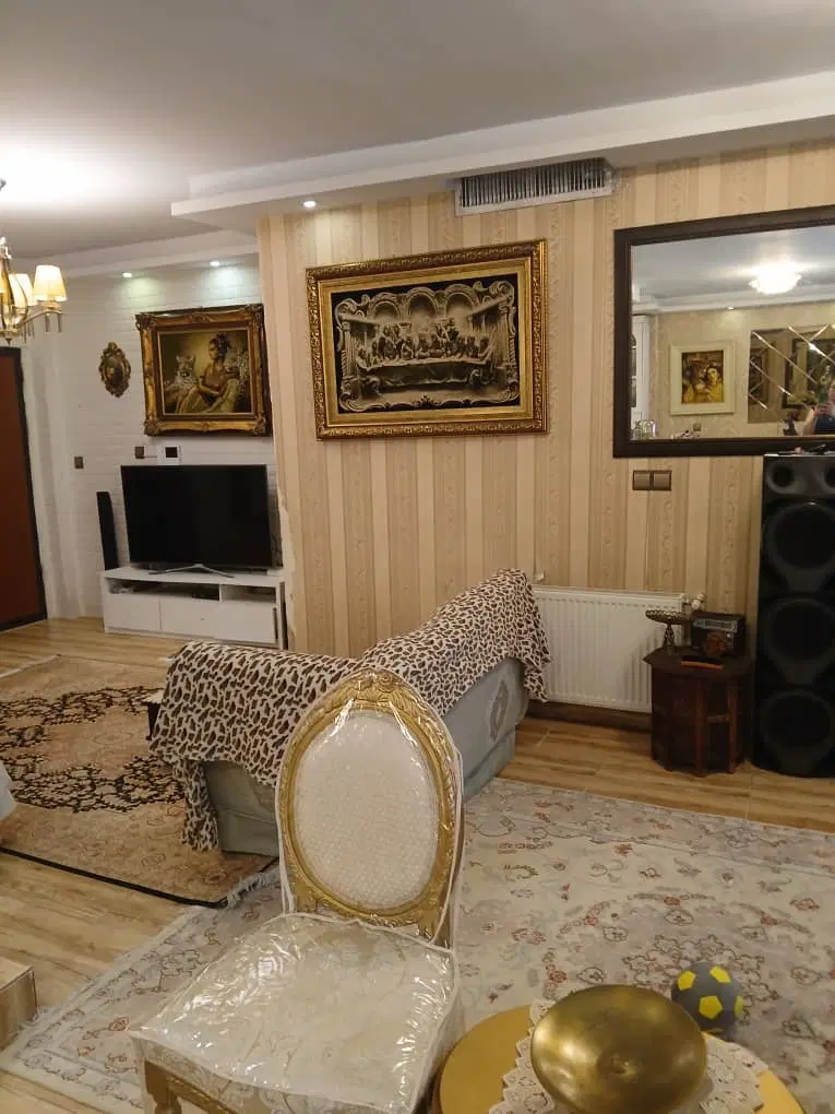 فروش ۱۱۱ متر مسکونی در خیابان فرصت