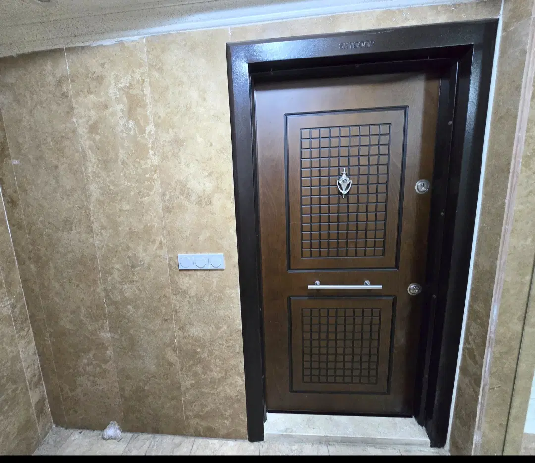 ۱۲۰متر آپارتمان نارمک  طبقه دوم
