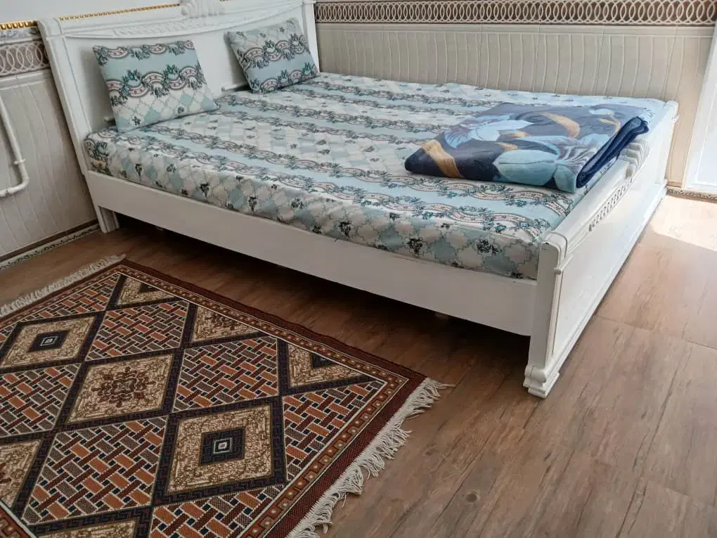 منزل حیاط دار ودربستی وآپارتمانی