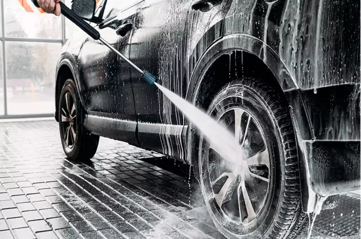 گاراژ یا زمین حصار و یا مغازه برای احدث کارواش