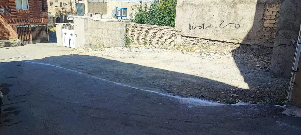 زمین مسکونی دو نبش