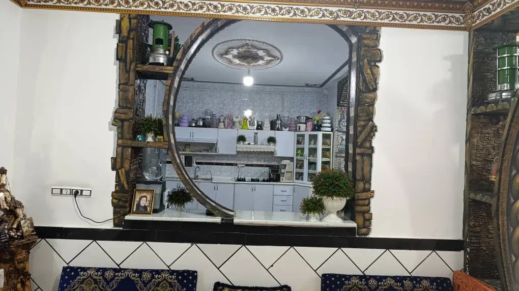 خانه ویلایی 350 متری در روستای مهرنجان
