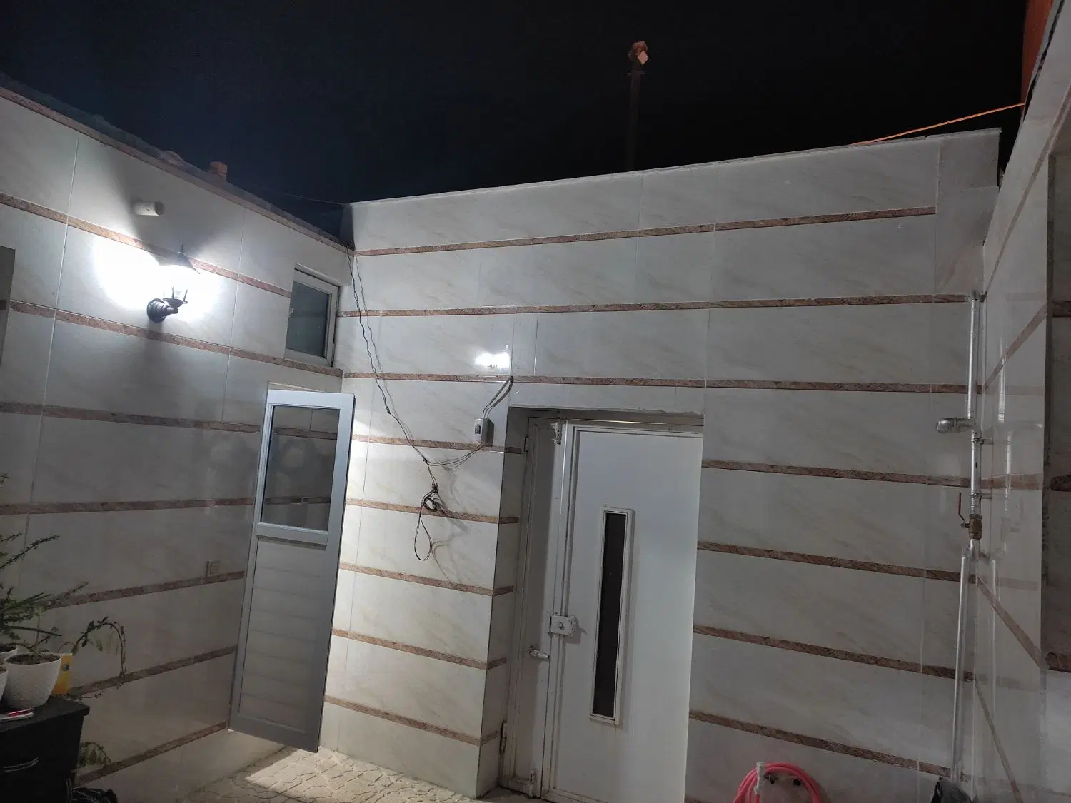 خانه تازه ساخت لوکس
