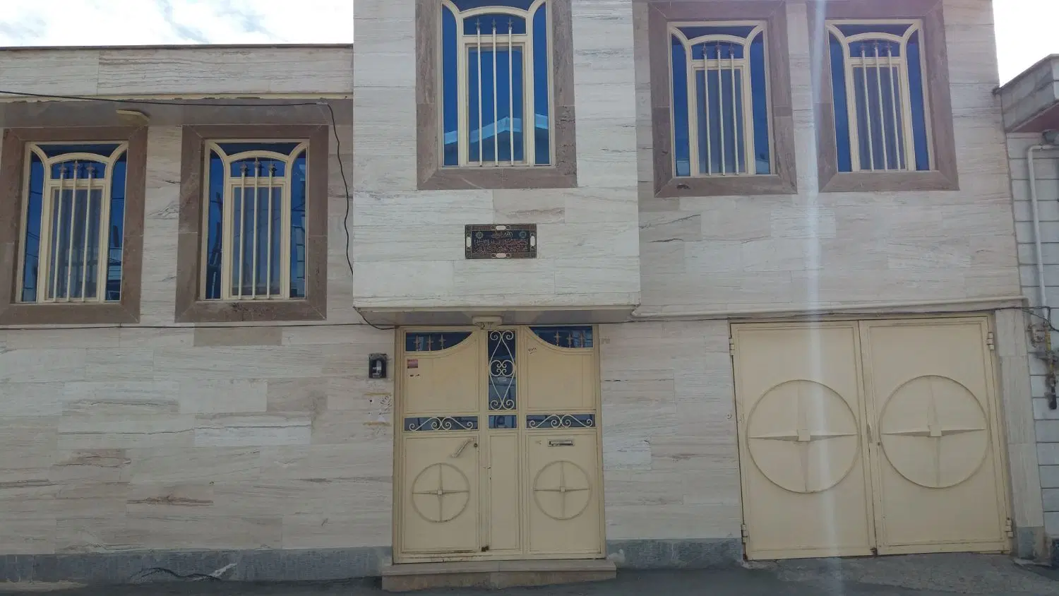 فروش  ساختمان ویلایی در آزادگان