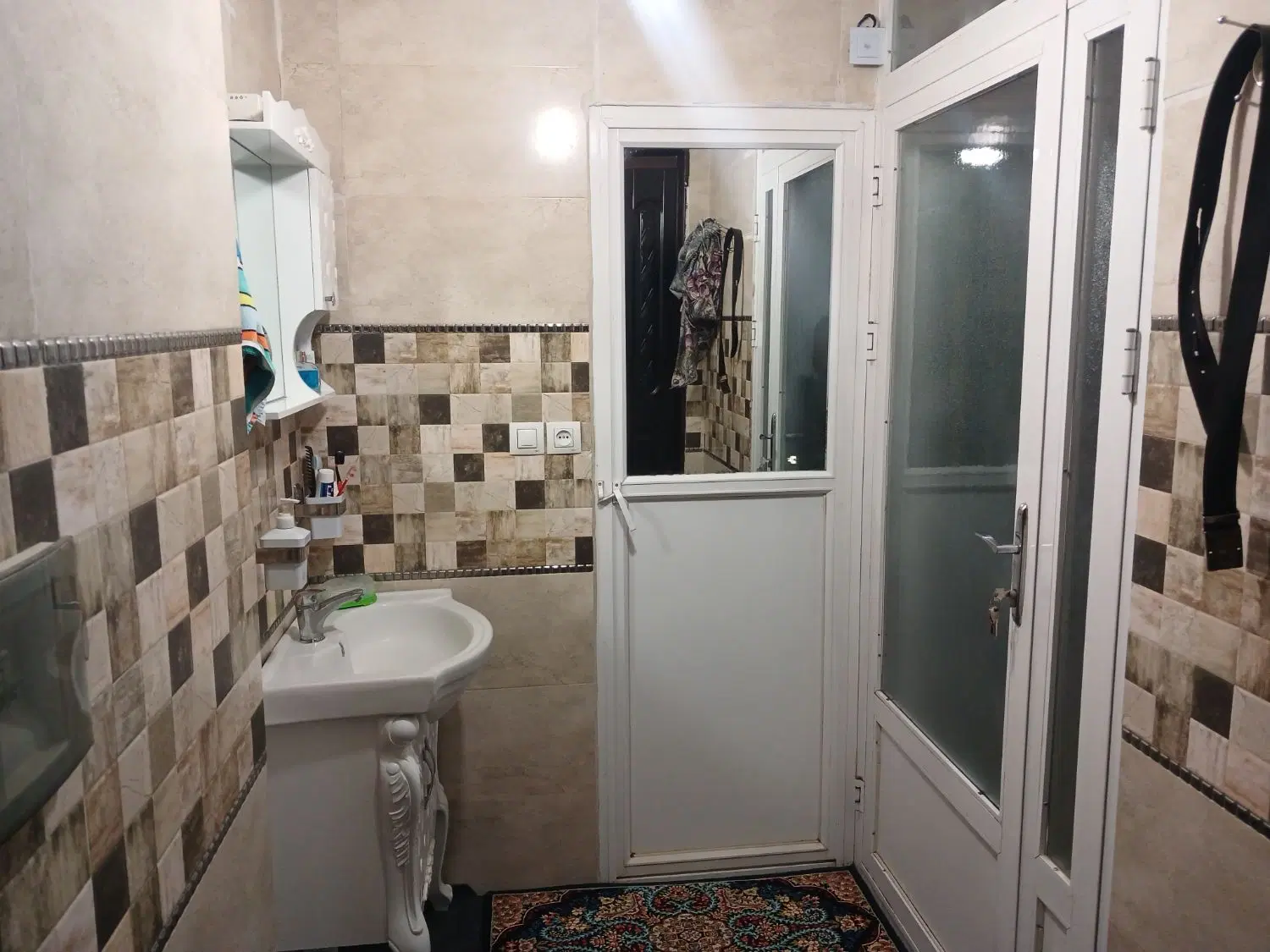 خانه ویلایی شهرک کرناچی ۱۲۶متر