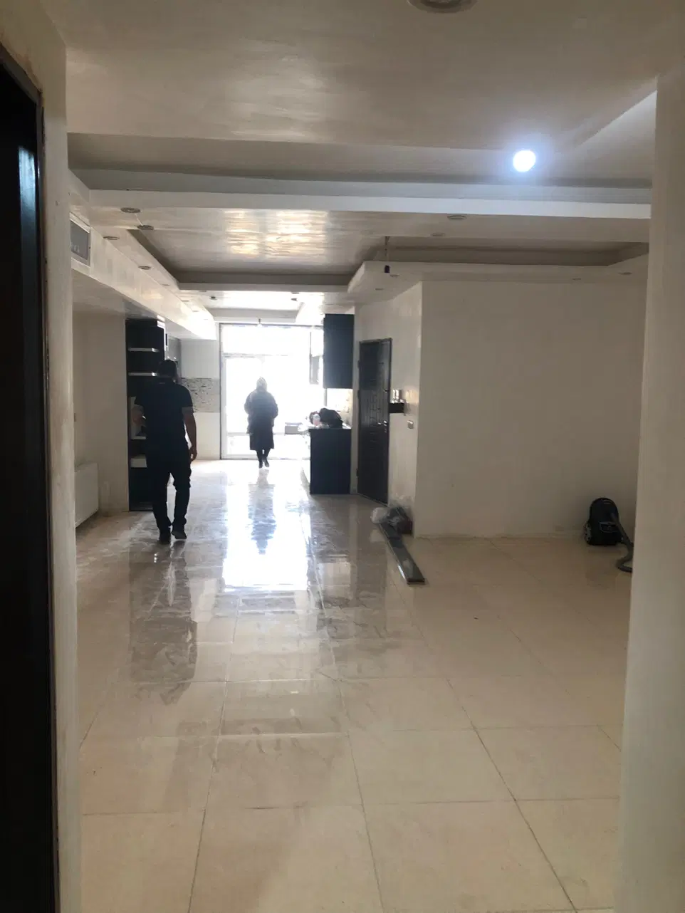 اپارتمان تک واحد ۱۳۰ متری