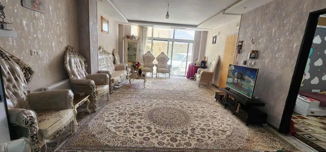 منزل ویلایی ۲ خواب سند دار