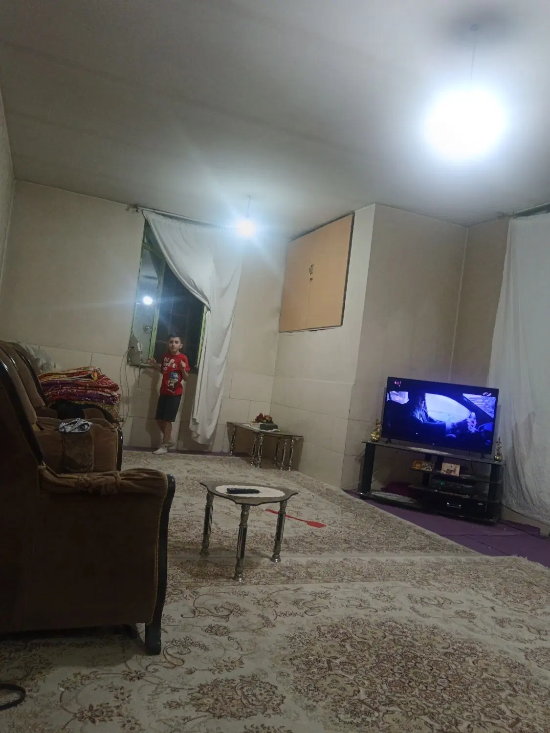خانه ویلایی همراه با زیر زمین مسکونی