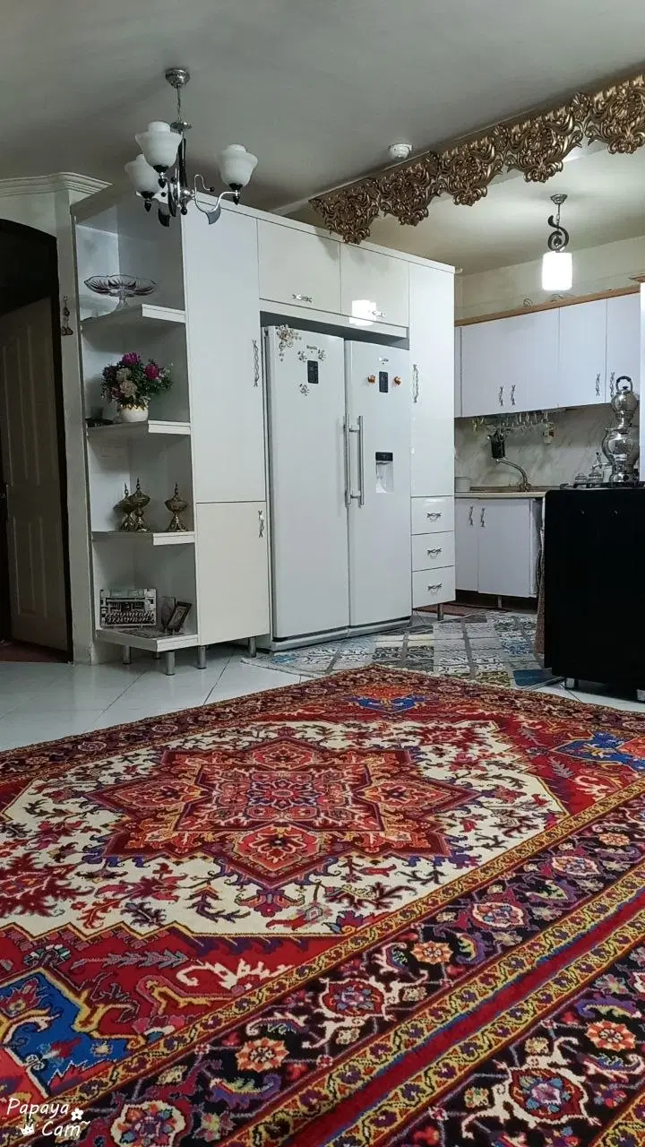 آپارتمان ۷۷ متری در ولیعصرجنوبی
