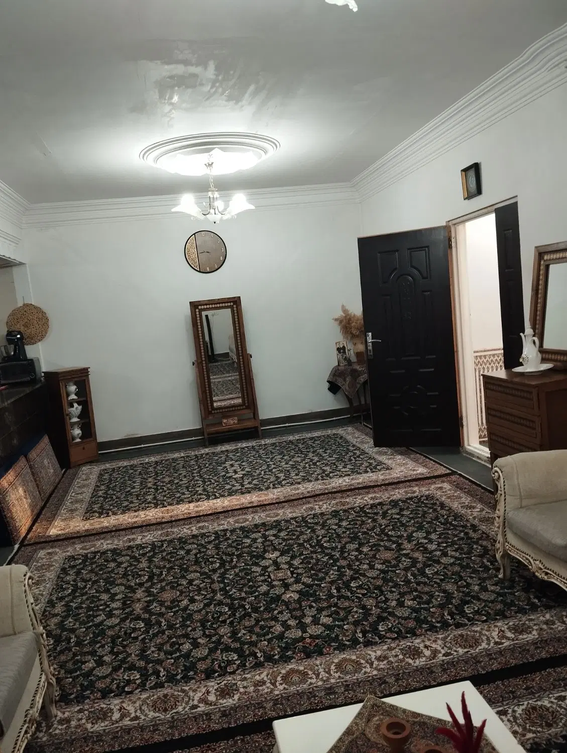 خانه ویلایی۸۰متر با حیاط ۳۵۰متر