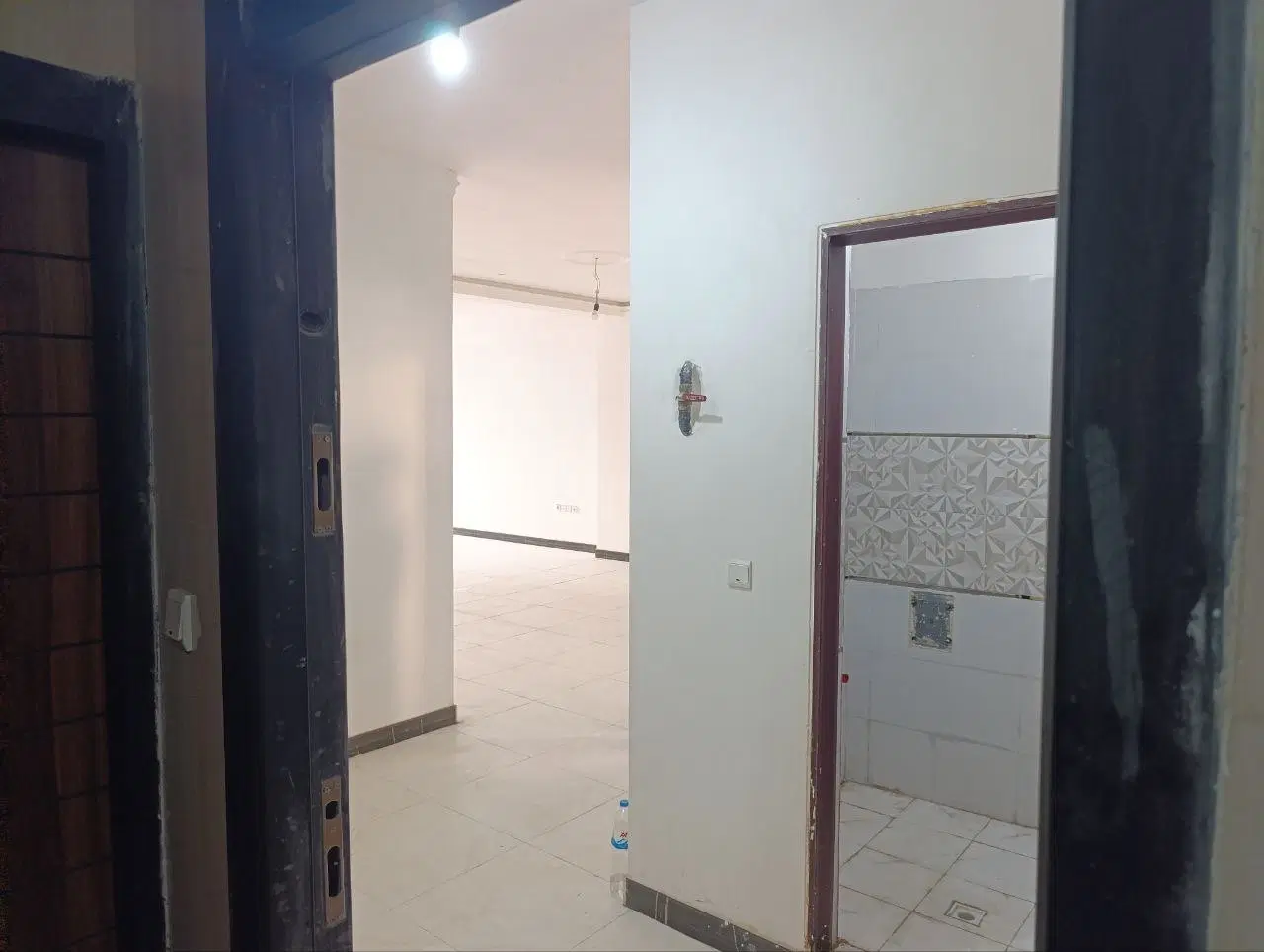واحد ۱۰۳ متری نوساز