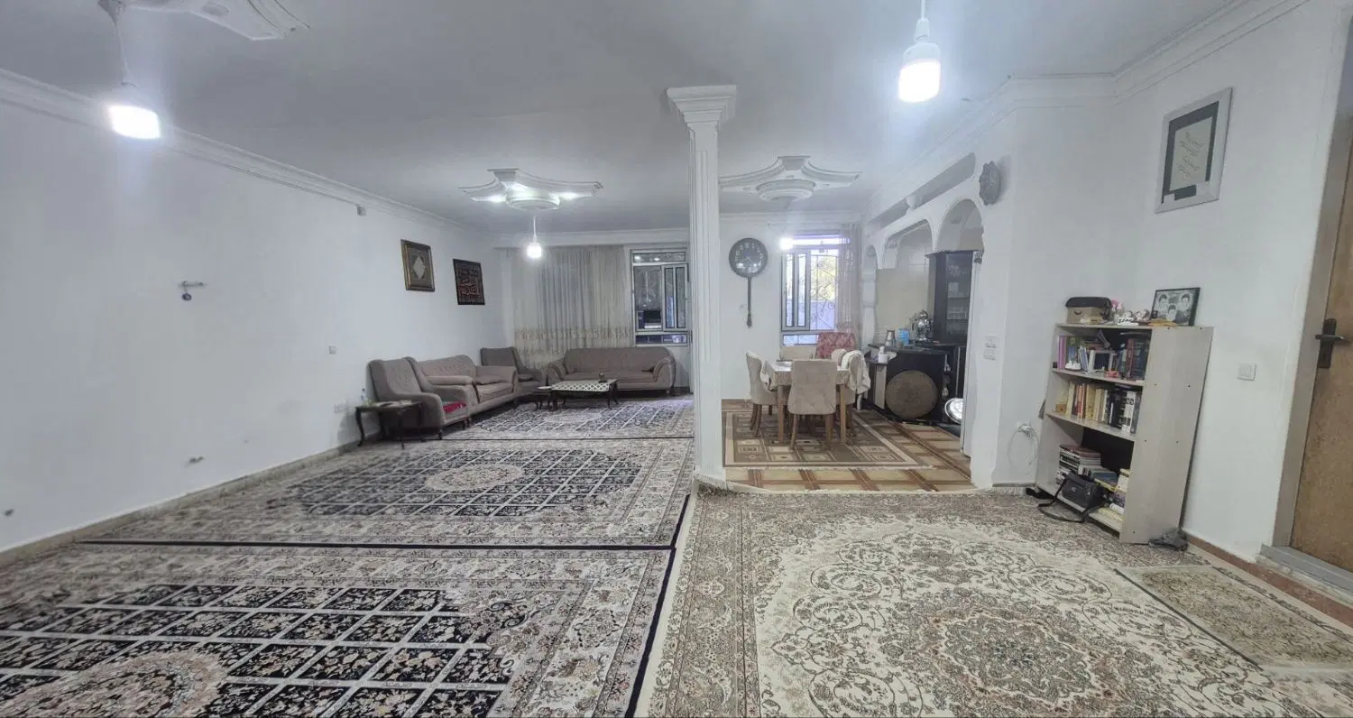 خانه ویلایی شمالی 240 متری پاسداران