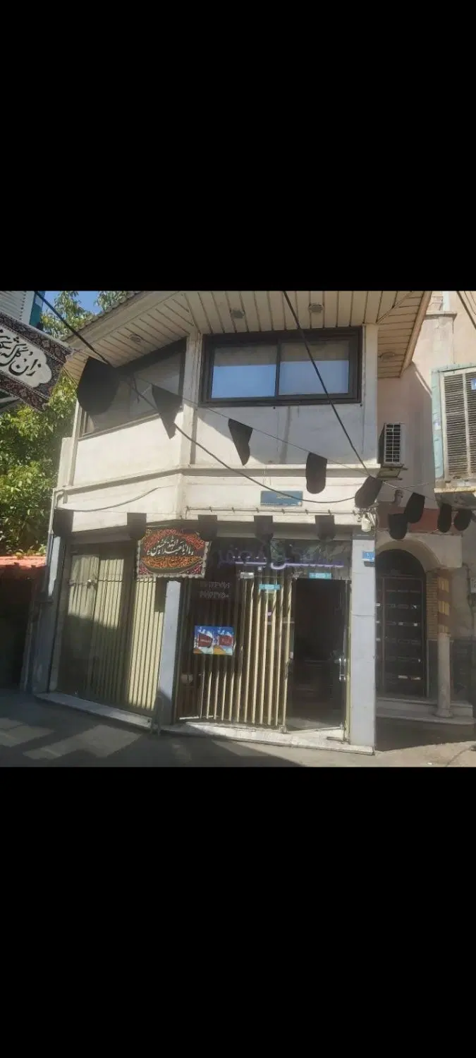 130 متر سه خواب نیاوران