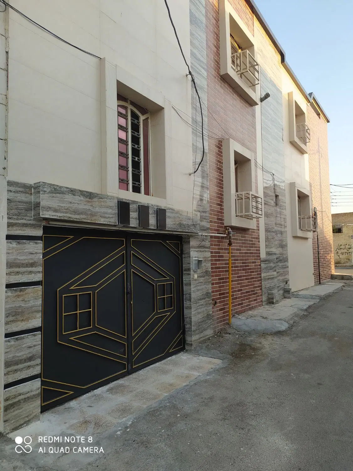 طبقه بالا ۳خوابه‌ پارک‌ماشین