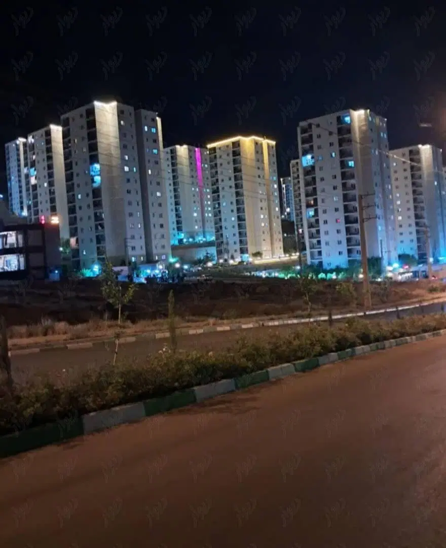 پردیس فاز۱۱ طبقه ۳ کلید خام وام تسویه تحویل شده