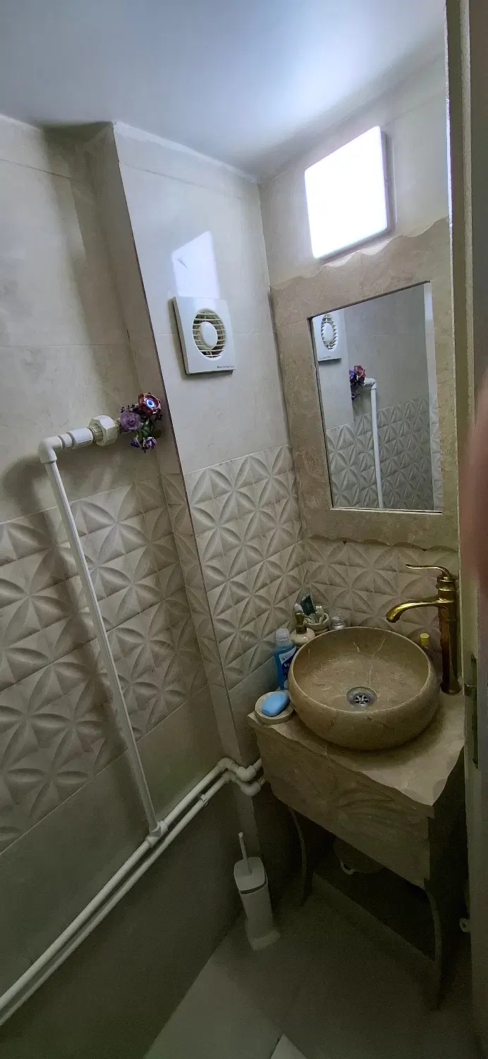فروش ۷۰ متری شهرک گلها
