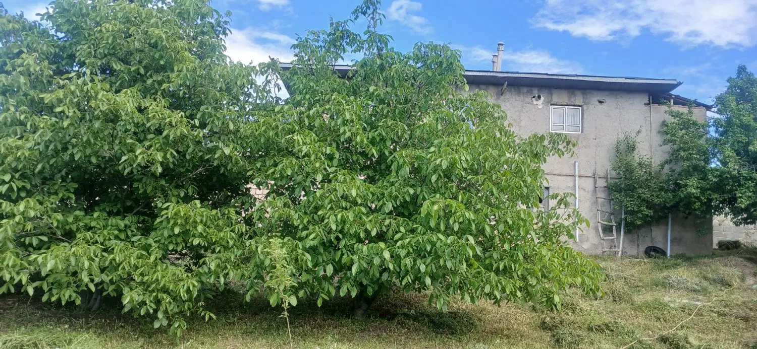 خانه ویلایی درپنج کیلومتری خلخال