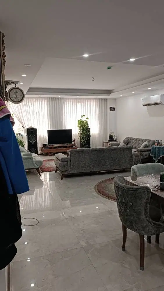 فروش اپارتمان ۱۰۴ متری فاز یک اندیشه نوساز