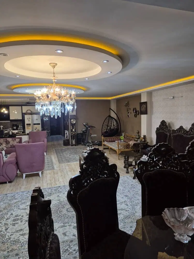 واحد ۱۴۰ متری فوق شیک بین بلوار ایمان و ابوریحان