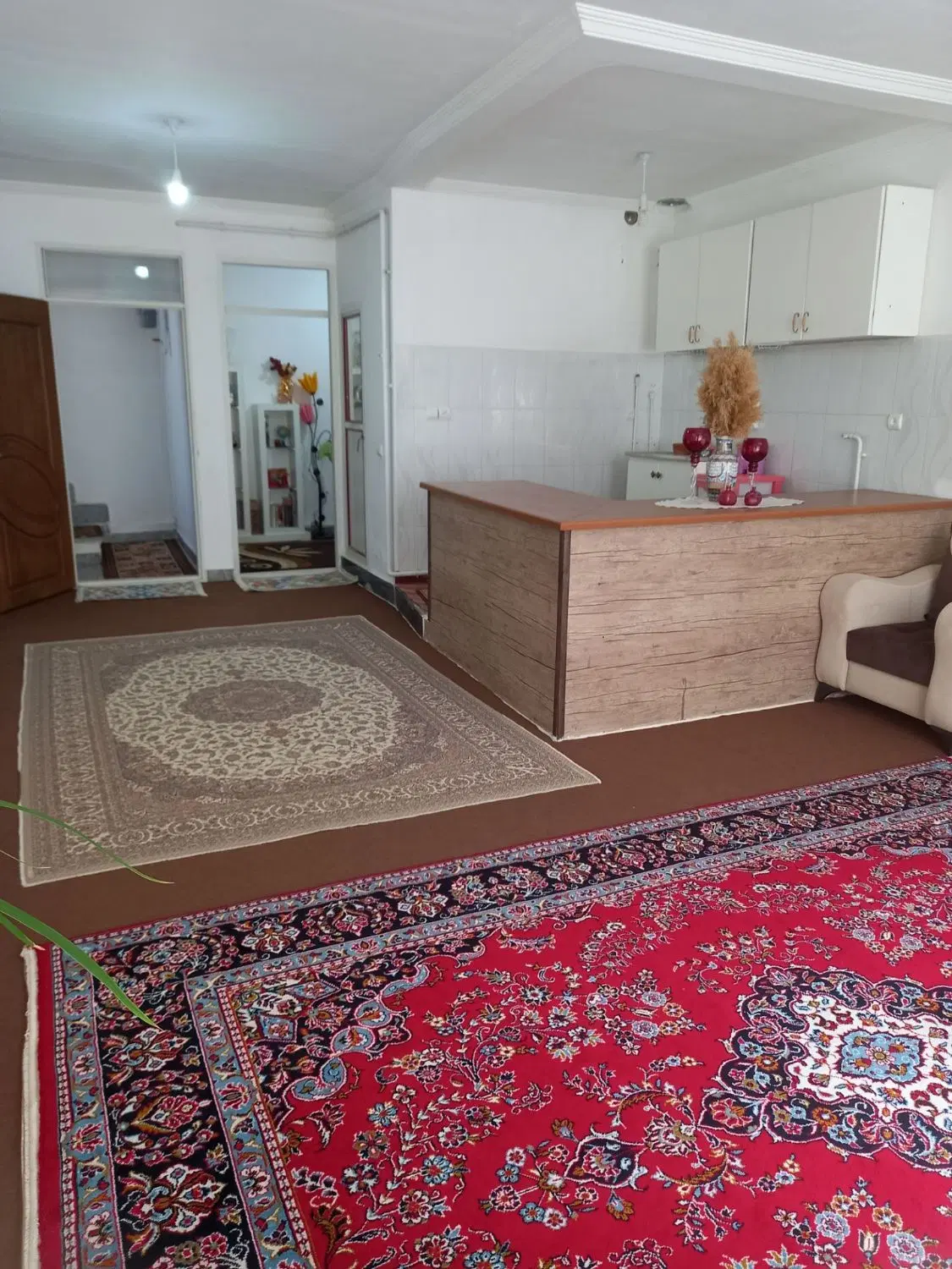 خانه سه طبقه در قراملک