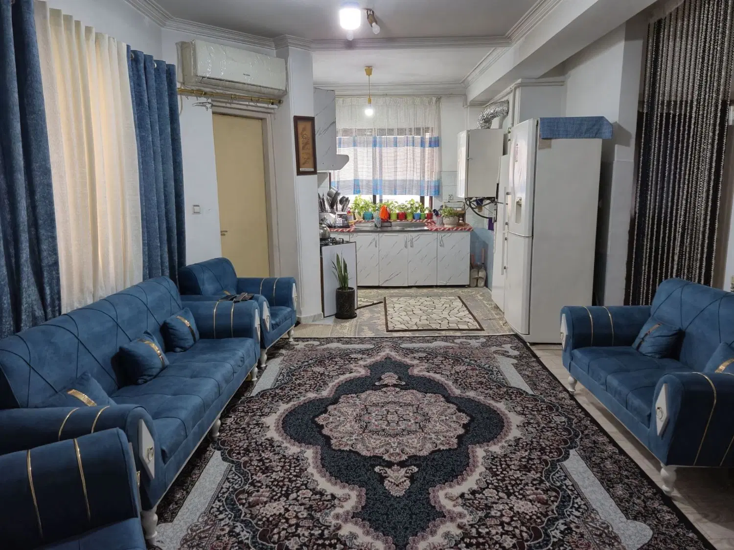 (خانه های آپارتمانی و ویلایی)