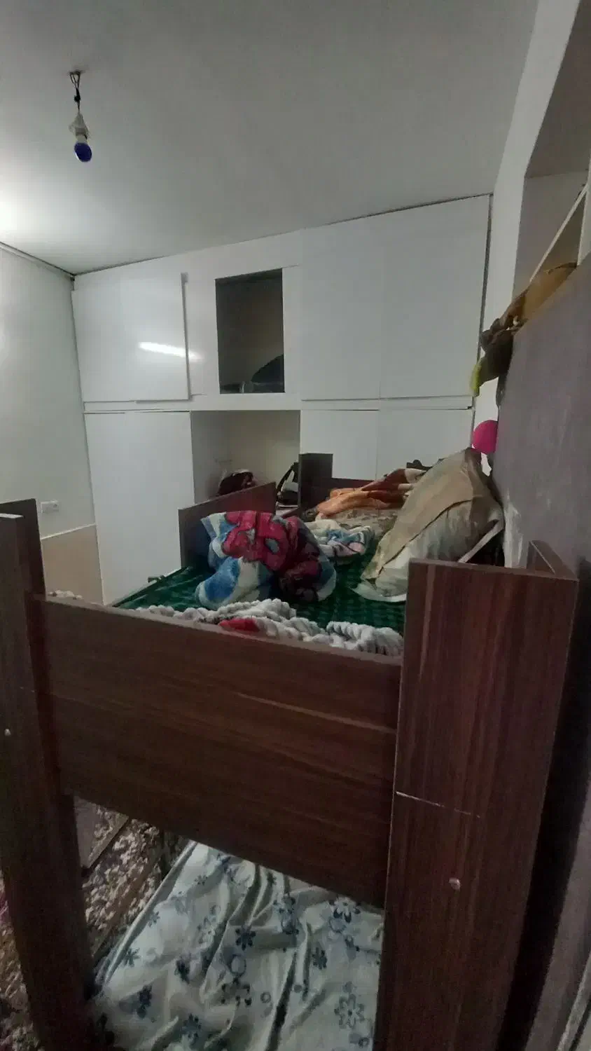 خانه فروشی پنج تن ۷۵