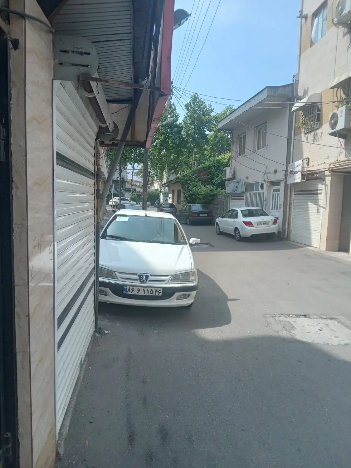 فروش واحد آپارتمان بامغازه درباهنر