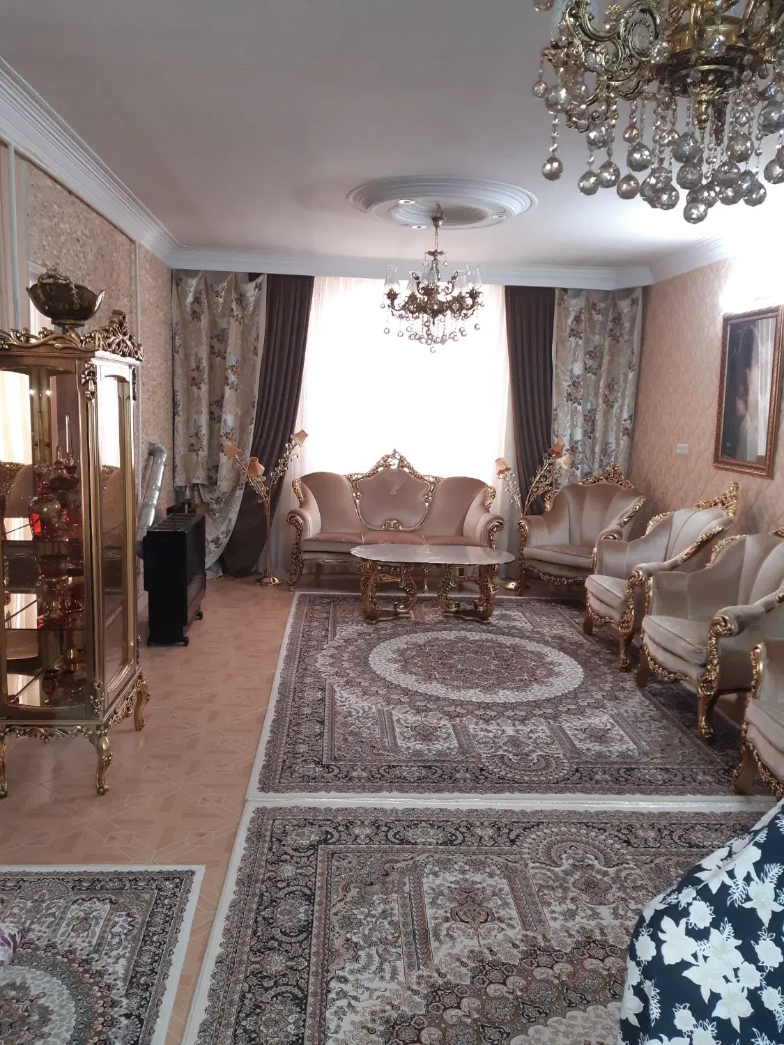 ۹۰ متری شهرک عارف خوش نقشه تک واحدی