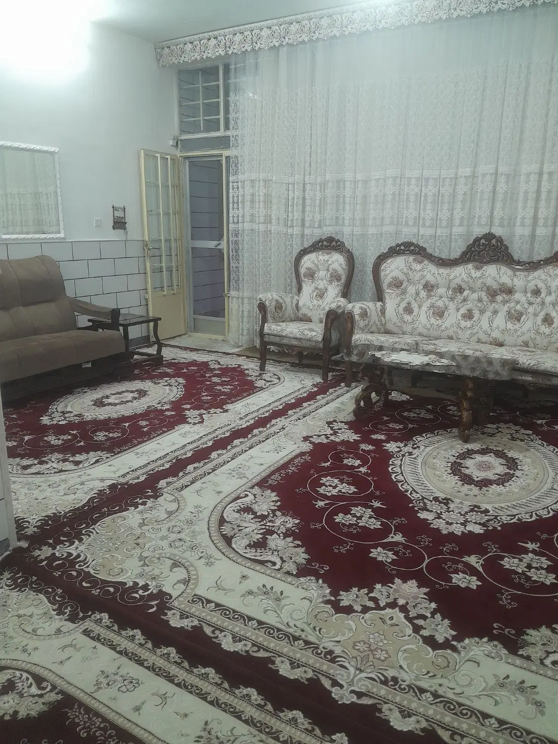 ویلایی ۳۰۰ متری قائم ۱۱