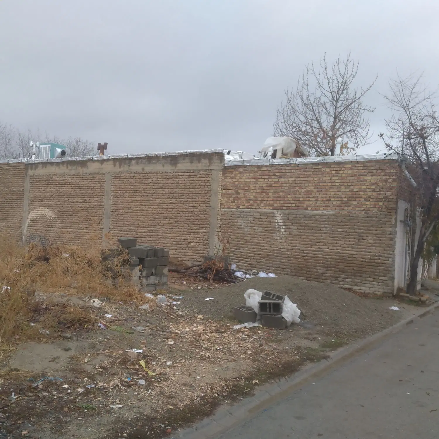 زمین مسکونی با سند شیش دانگ