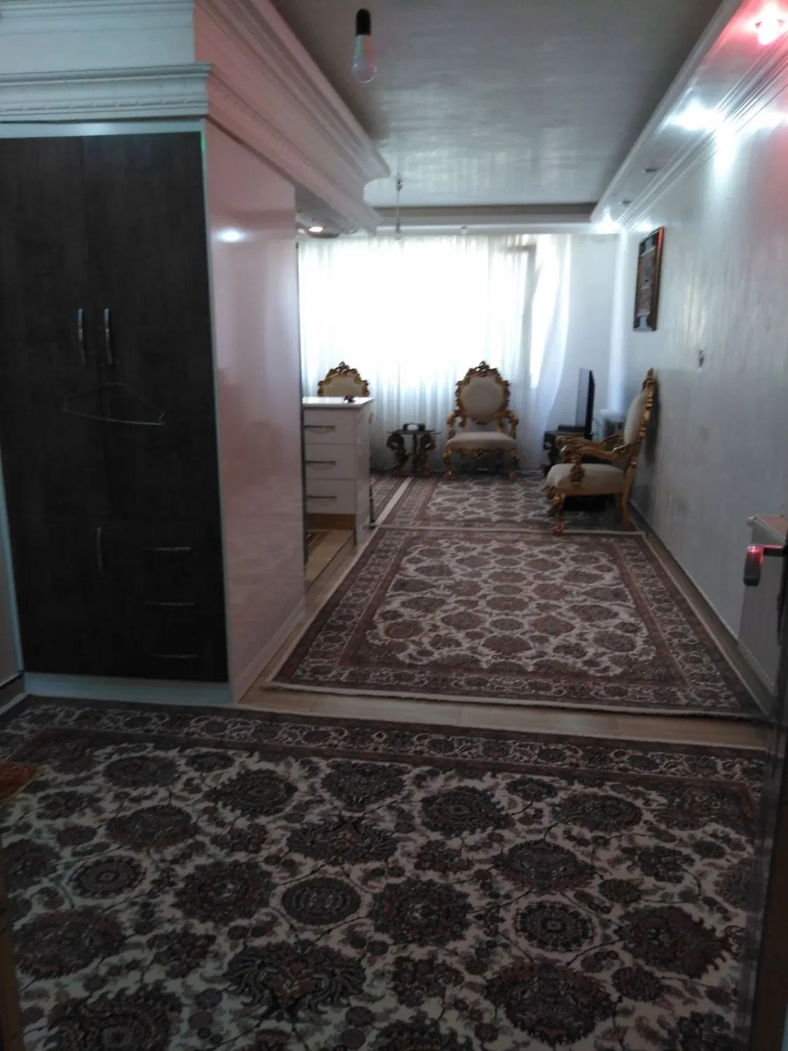 آپارتمان ویلایی در تاکستان