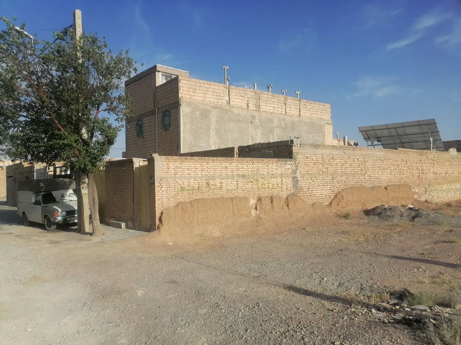 زمین مسکونی143متری علی اباد