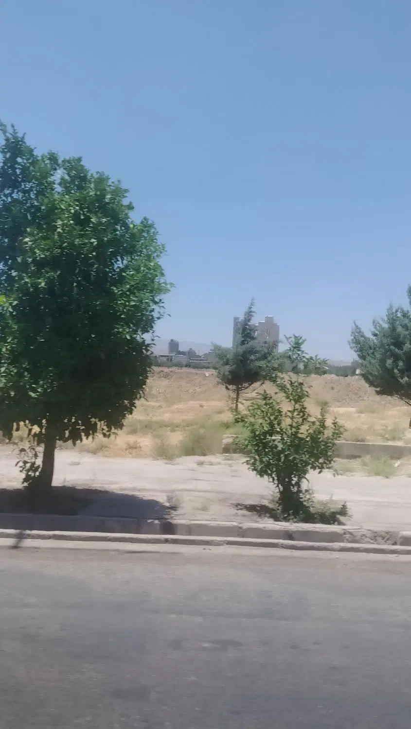 زمین سورشجان