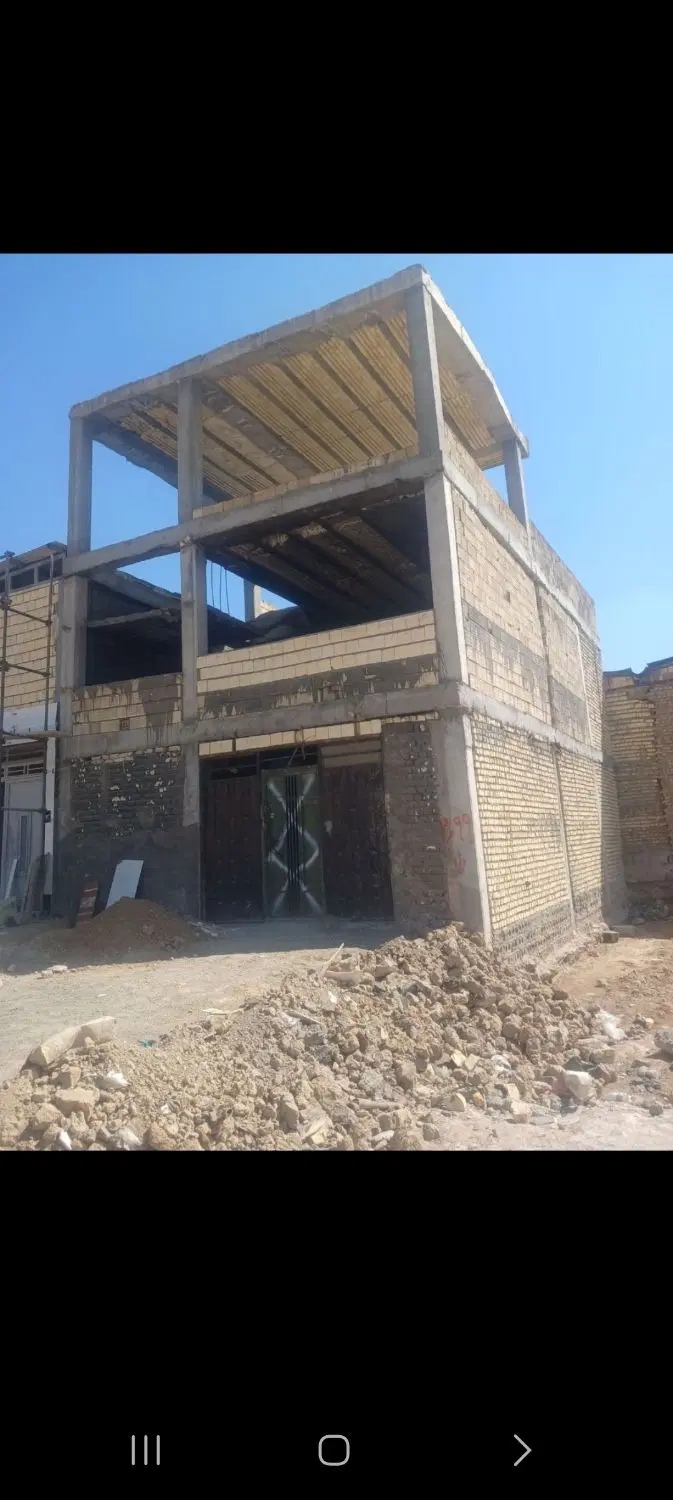 خانه منزل ۲طبقه سفت کاری
