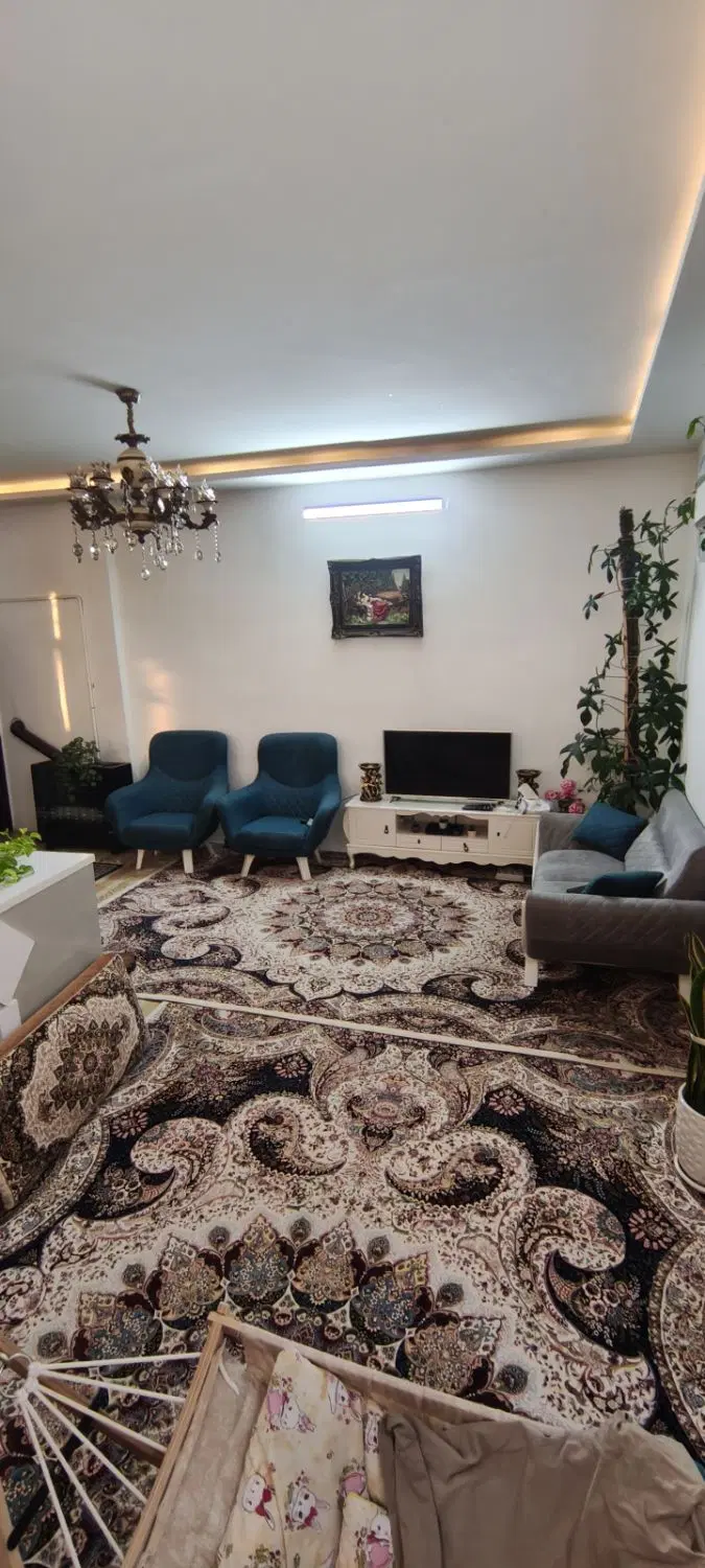 اپارتمان 65 متری ایثارگران سر دو نبش